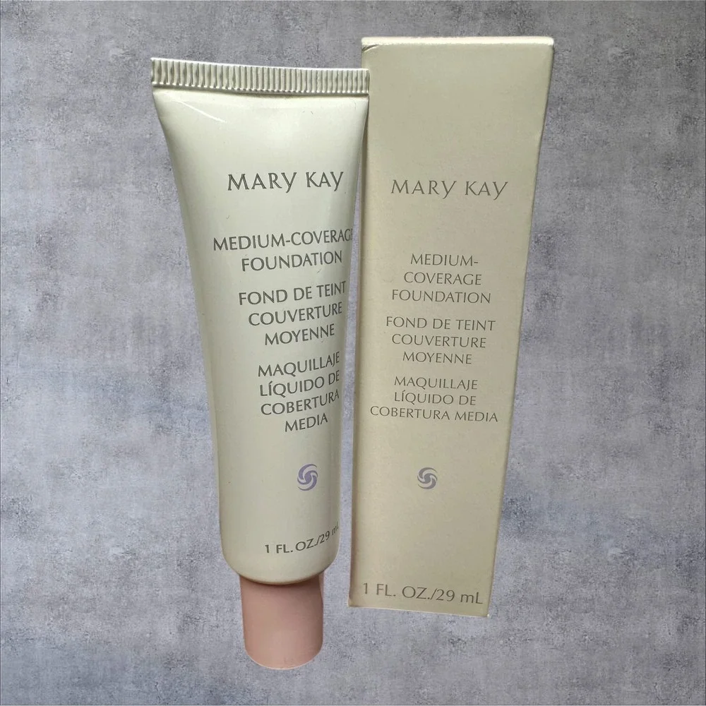Mary‎ Kay Medium Coverage Foundation Beige 302 355900 1oz New - Pink Cap Liquid